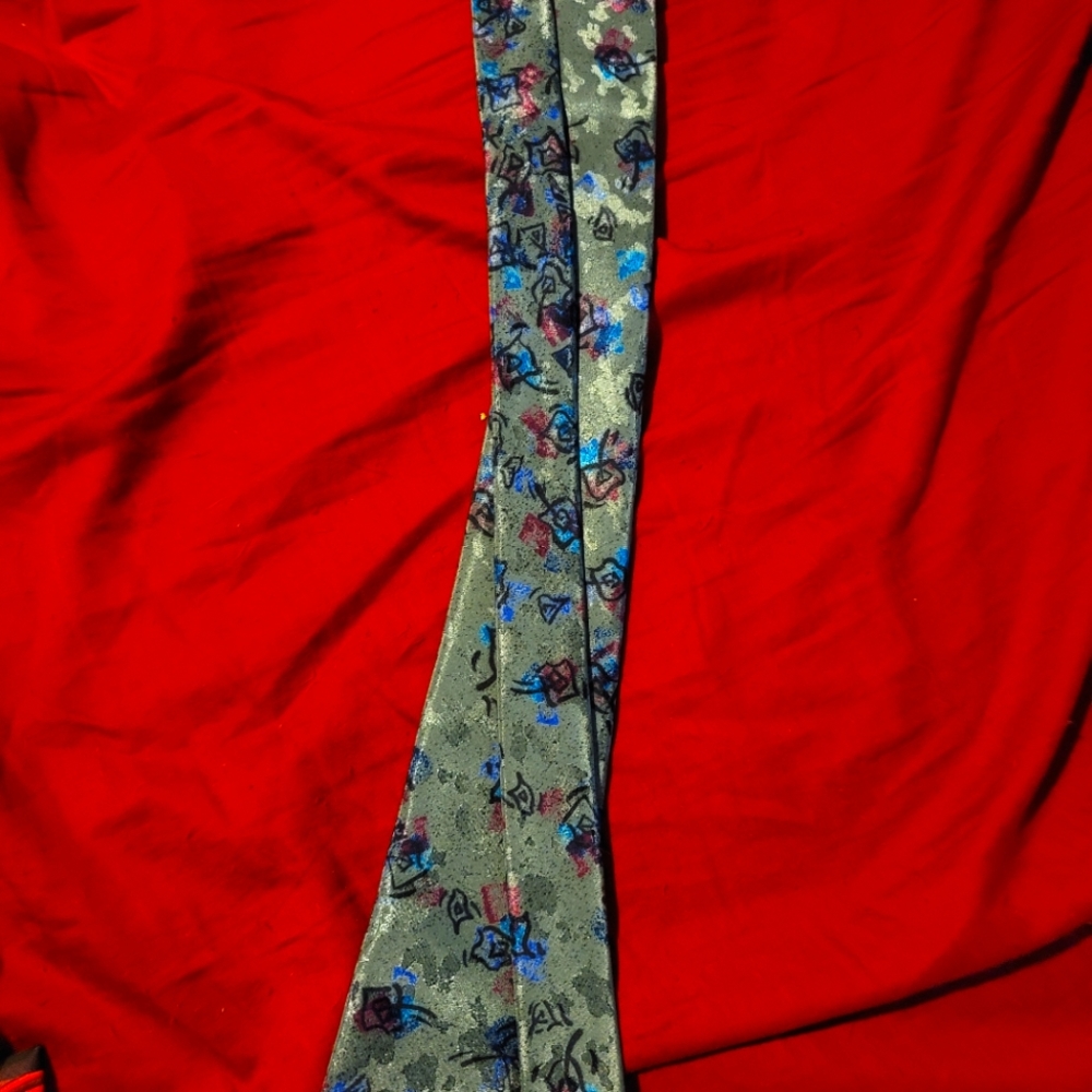 Kanji tie